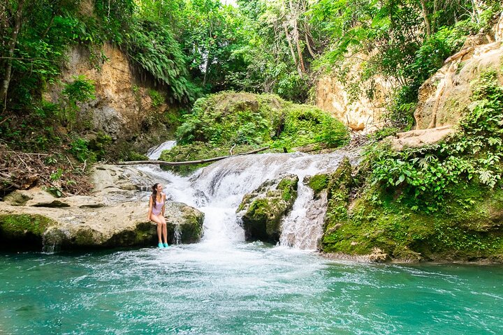 Blue Hole Scenery